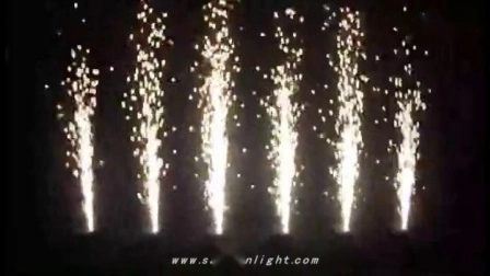 Macchina per fuochi d'artificio a scintilla fredda in alluminio da 600 W con illuminazione per matrimoni con effetti speciali